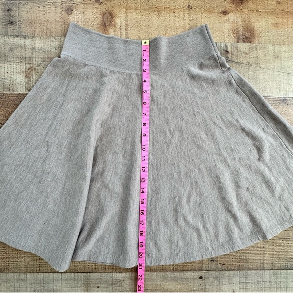 Talbots Merino Wool Beige Taupe Knit Top and Skirt Set PETITE Small Sophisticate - Picture 12 of 12
